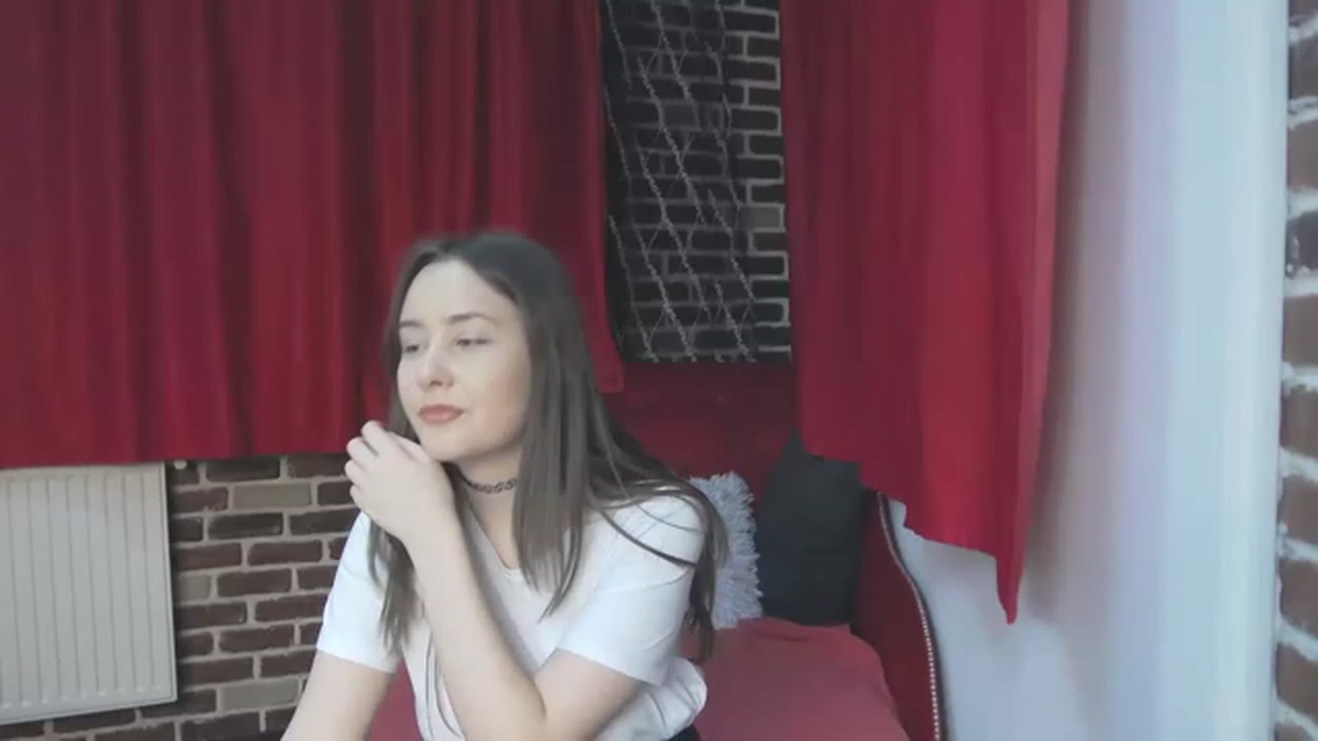 Gallery image thumbnail from Radiance's myfreecams stream on, 03/22/2023, 17:31 image 16 of 20