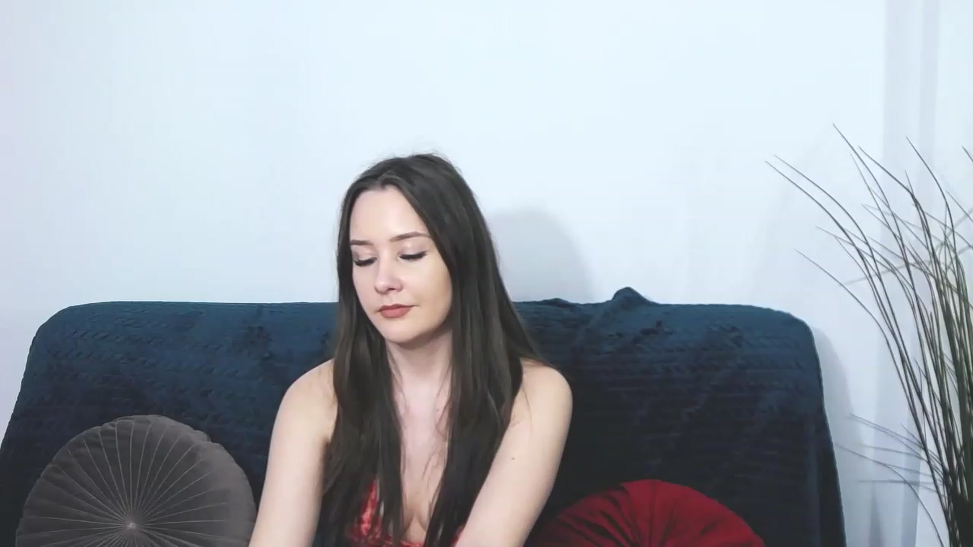 Gallery image thumbnail from Radiance's myfreecams stream on, 03/29/2023, 19:35 image 10 of 20