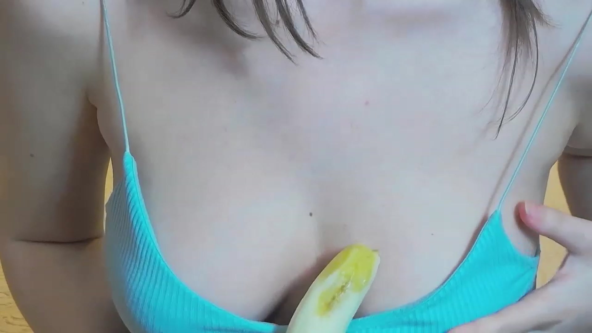 Gallery image thumbnail from Radiance's myfreecams stream on, 04/02/2023, 17:59 image 16 of 20
