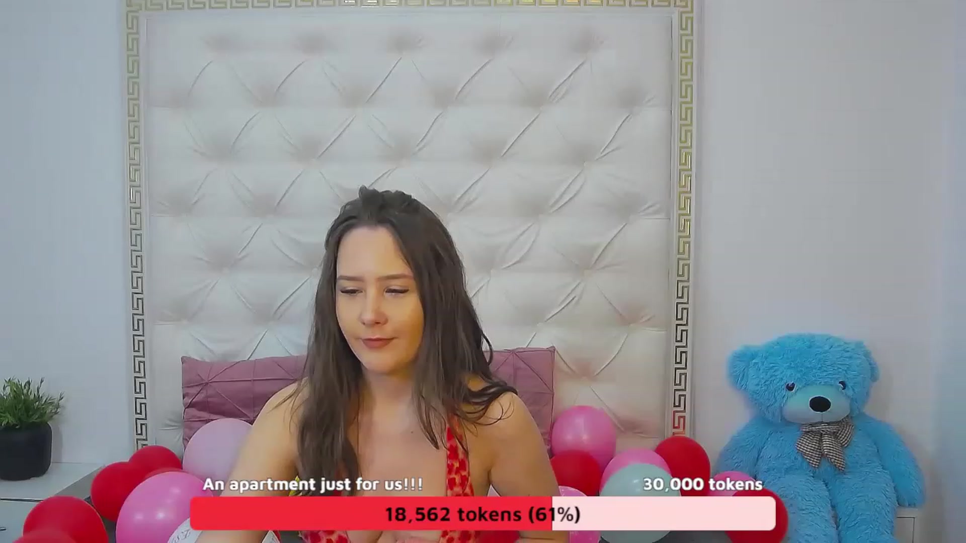 Gallery image thumbnail from Radiance's myfreecams stream on, 04/03/2023, 13:45 image 3 of 20
