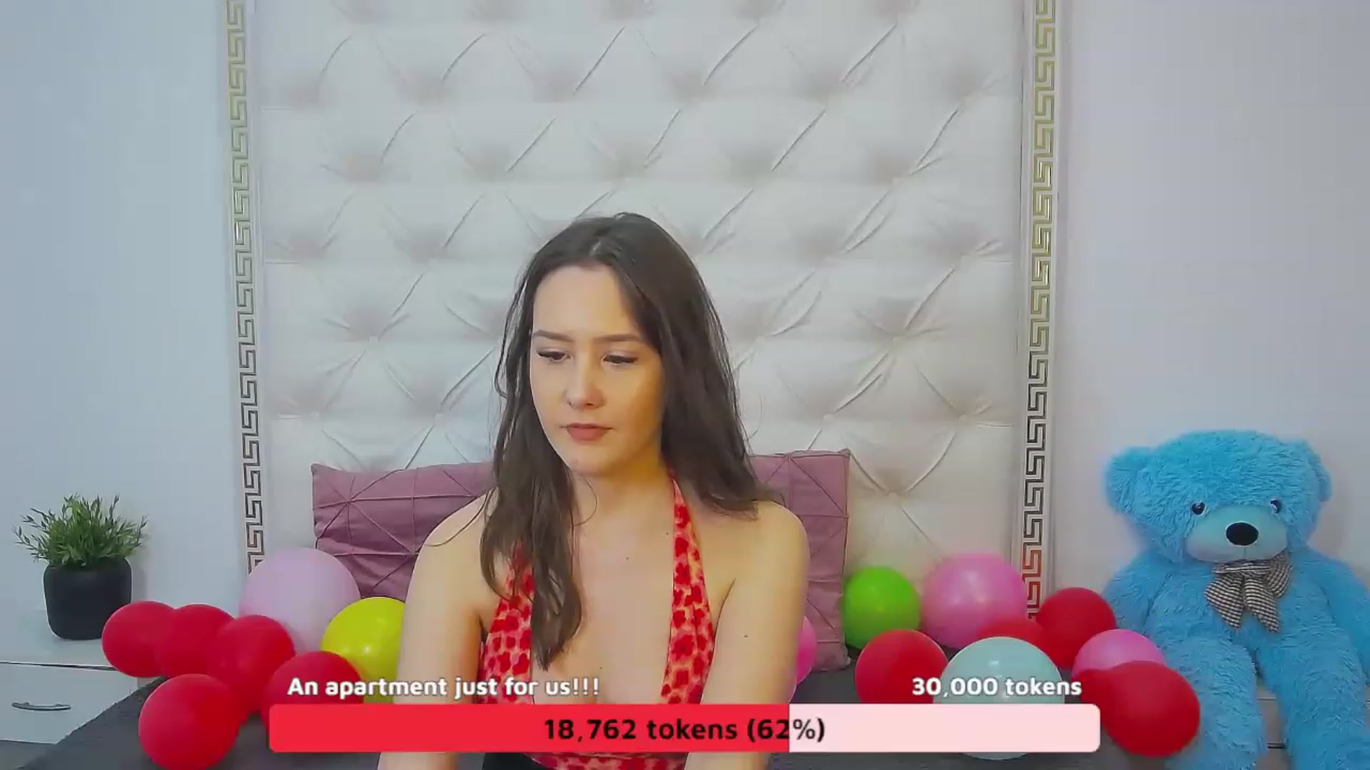 Gallery image thumbnail from Radiance's myfreecams stream on, 04/03/2023, 15:13 image 18 of 20