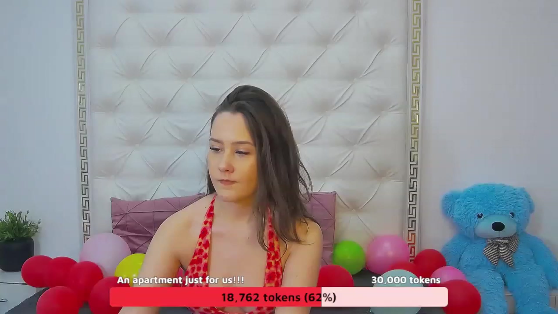 Gallery image thumbnail from Radiance's myfreecams stream on, 04/03/2023, 15:13 image 3 of 20