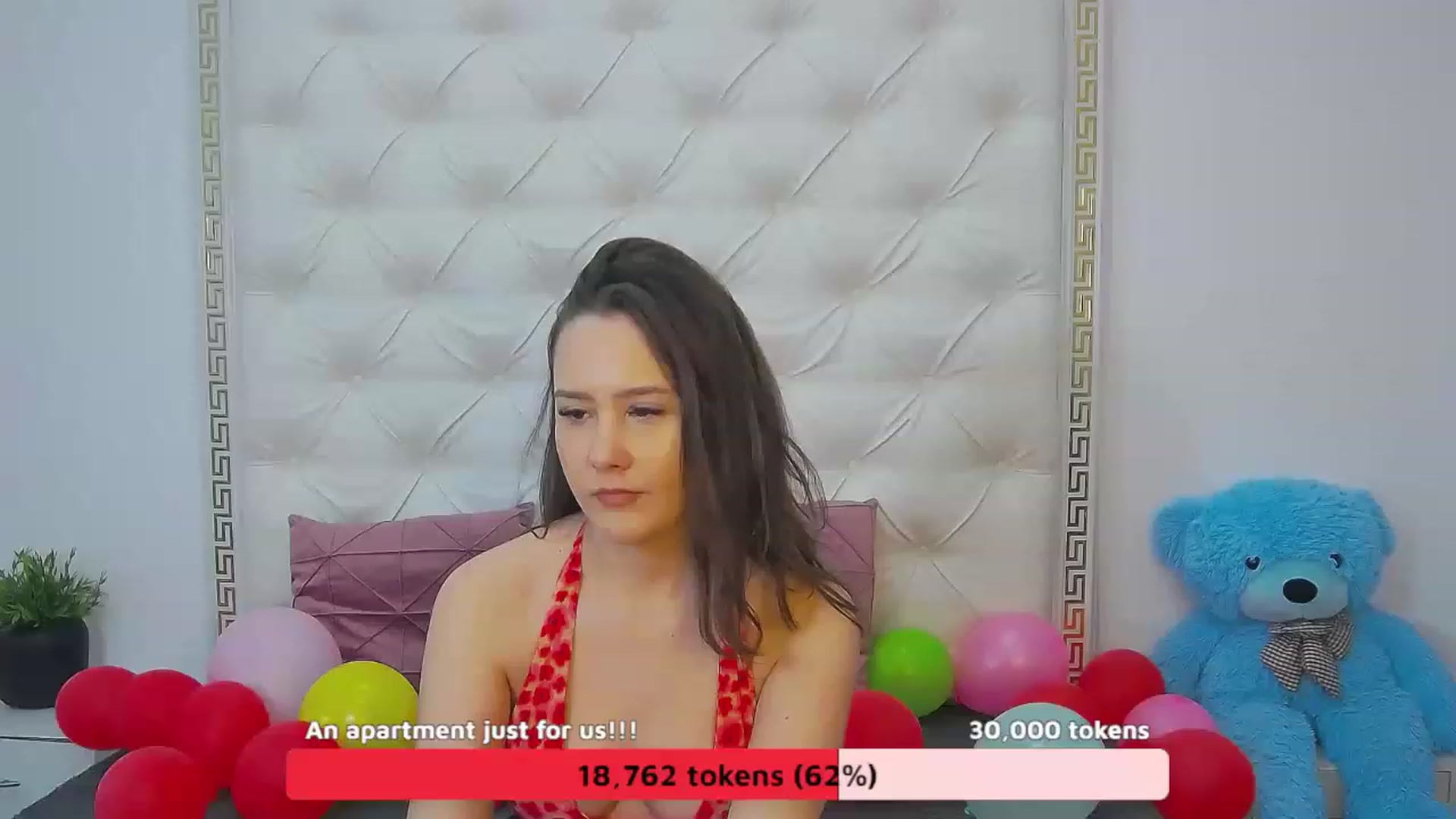 Gallery image thumbnail from Radiance's myfreecams stream on, 04/03/2023, 15:13 image 4 of 20