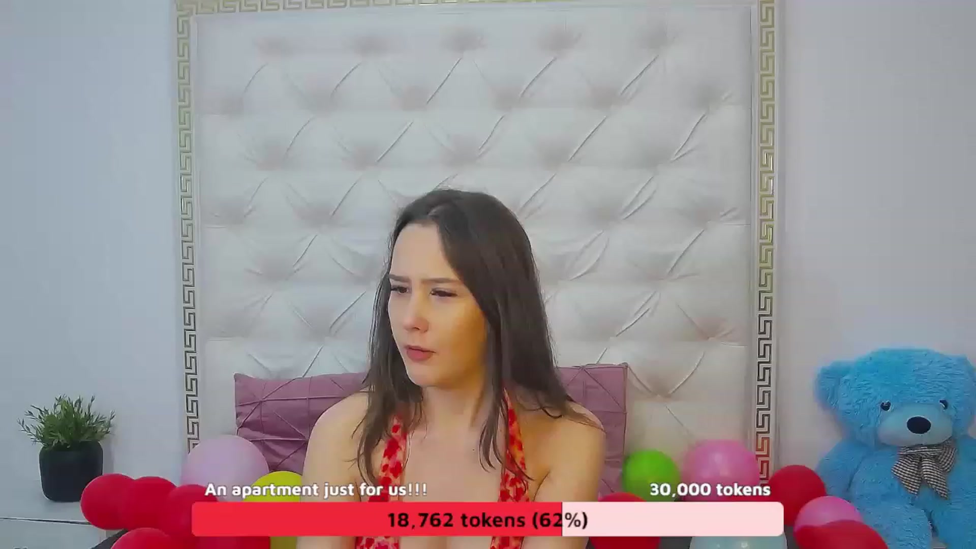 Gallery image thumbnail from Radiance's myfreecams stream on, 04/03/2023, 15:13 image 12 of 20