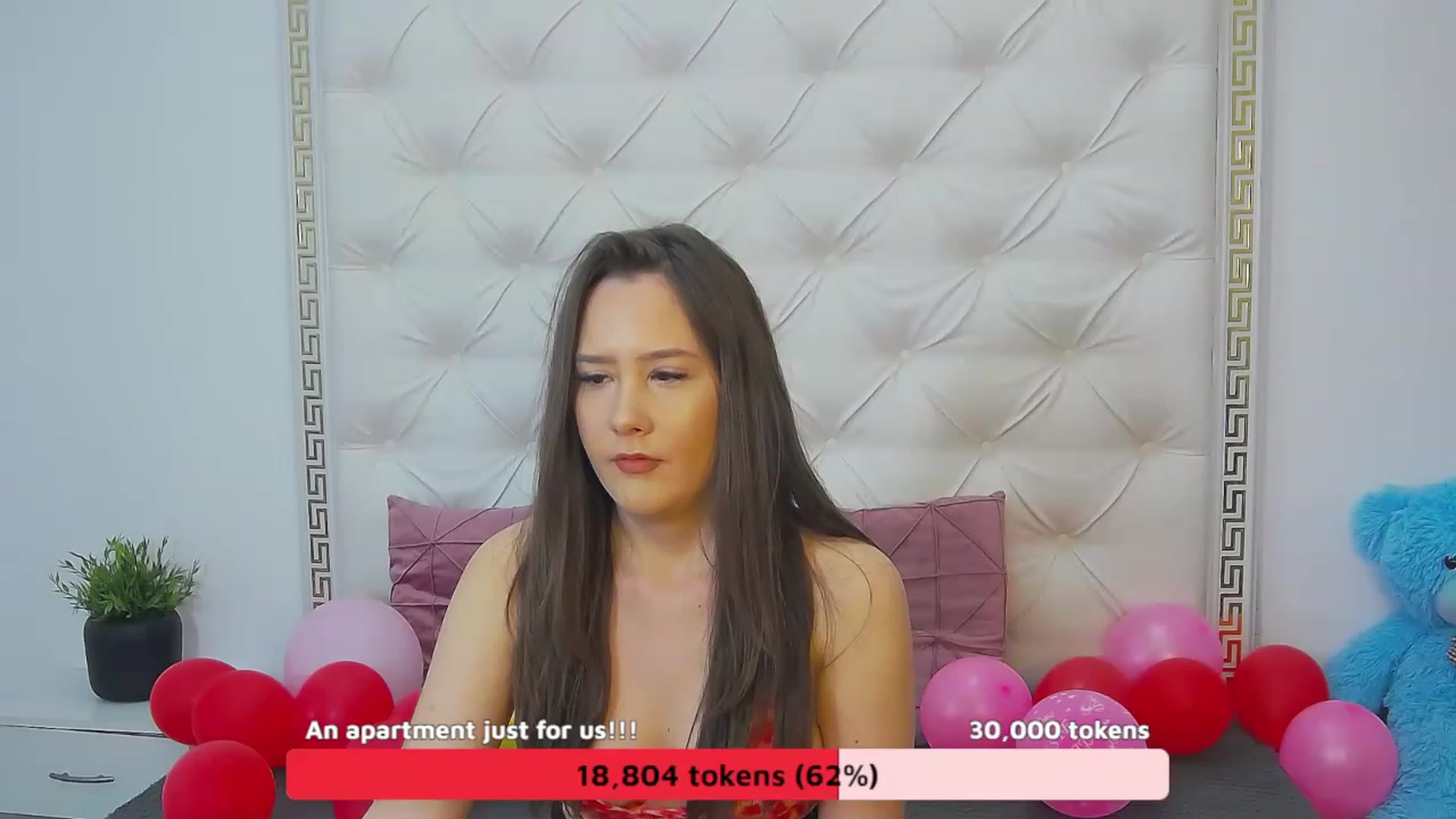 Gallery image thumbnail from Radiance's myfreecams stream on, 04/03/2023, 17:15 image 18 of 20