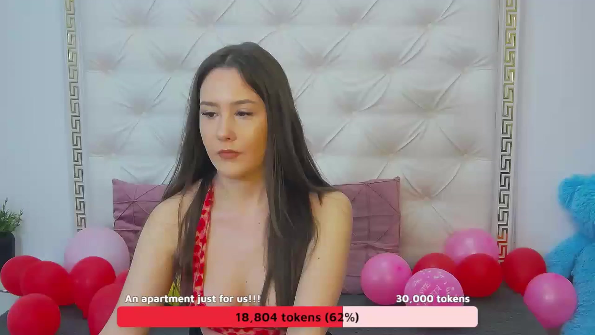 Gallery image thumbnail from Radiance's myfreecams stream on, 04/03/2023, 17:15 image 16 of 20