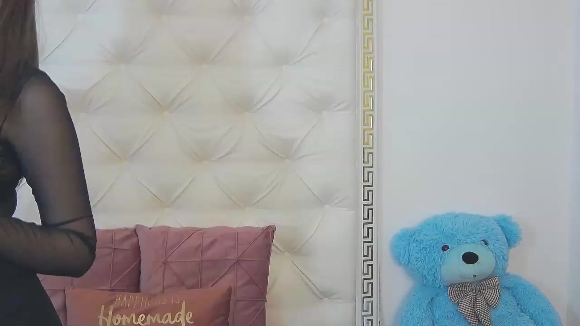 Gallery image thumbnail from Radiance's myfreecams stream on, 04/07/2023, 17:47 image 19 of 20