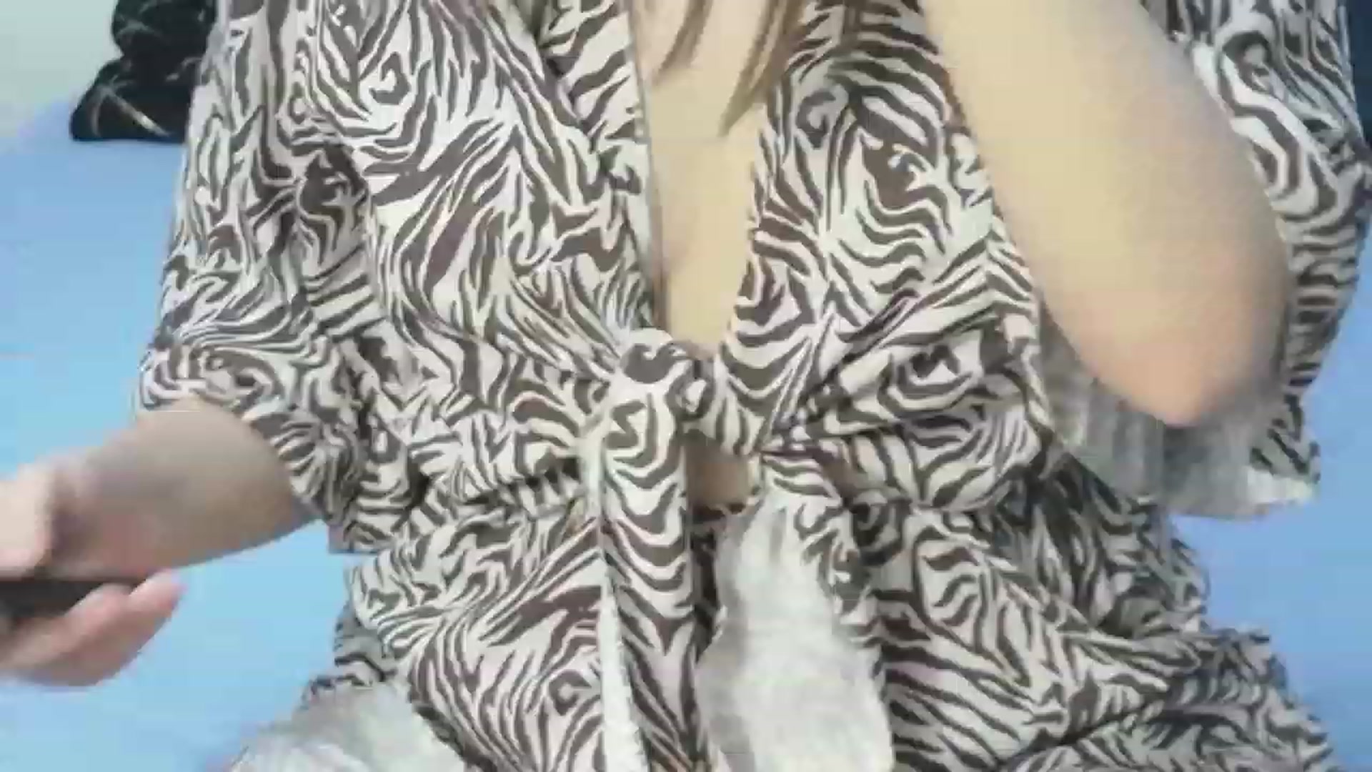 Gallery image thumbnail from Radiance's myfreecams stream on, 04/12/2023, 16:46 image 8 of 20