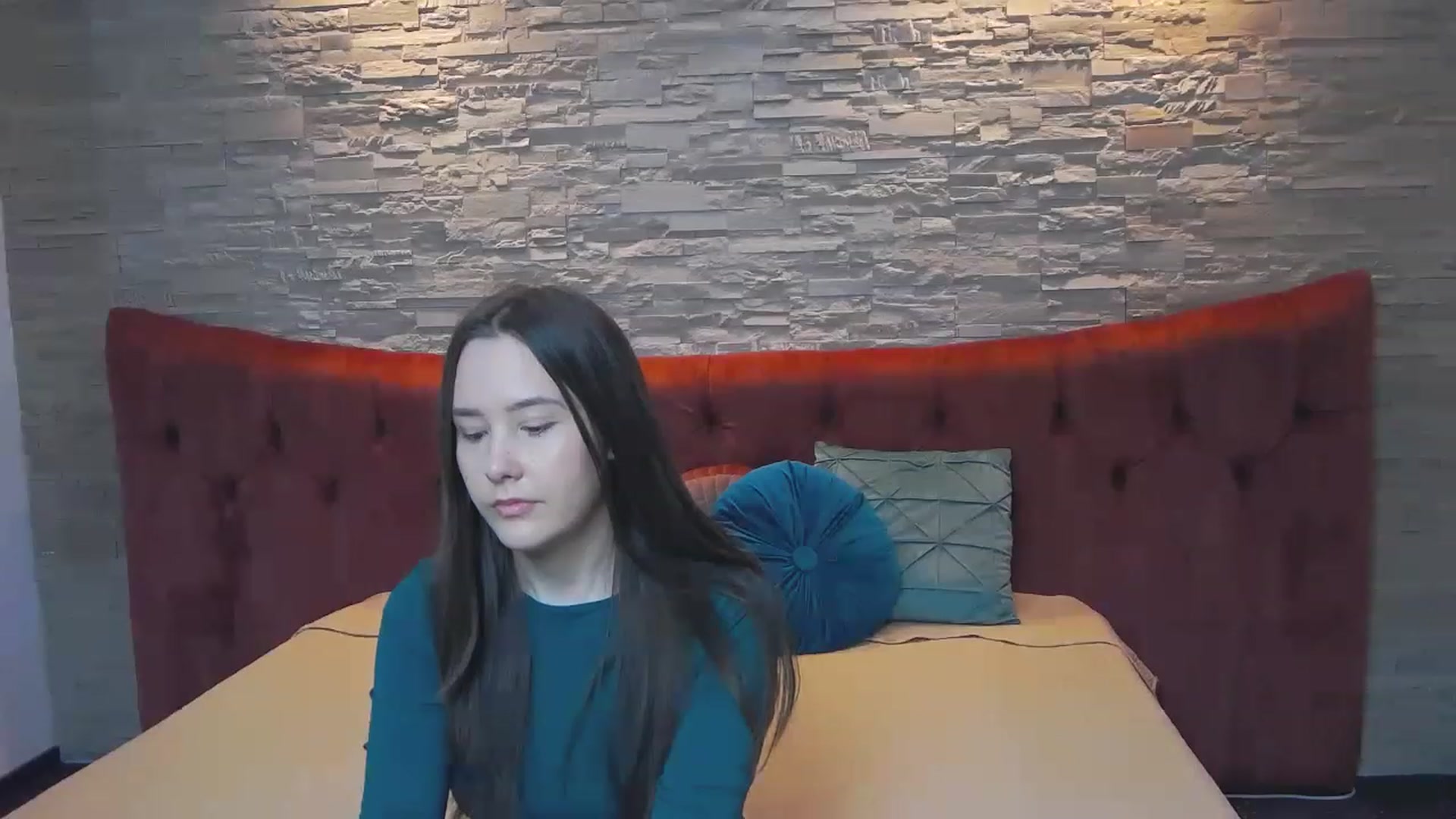 Gallery image thumbnail from Radiance's myfreecams stream on, 04/13/2023, 18:30 image 11 of 20