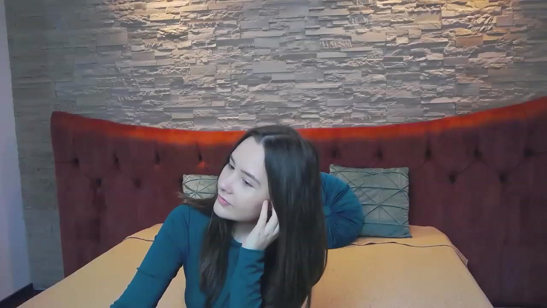 Gallery image thumbnail from Radiance's myfreecams stream on, 04/13/2023, 19:27 image 14 of 20