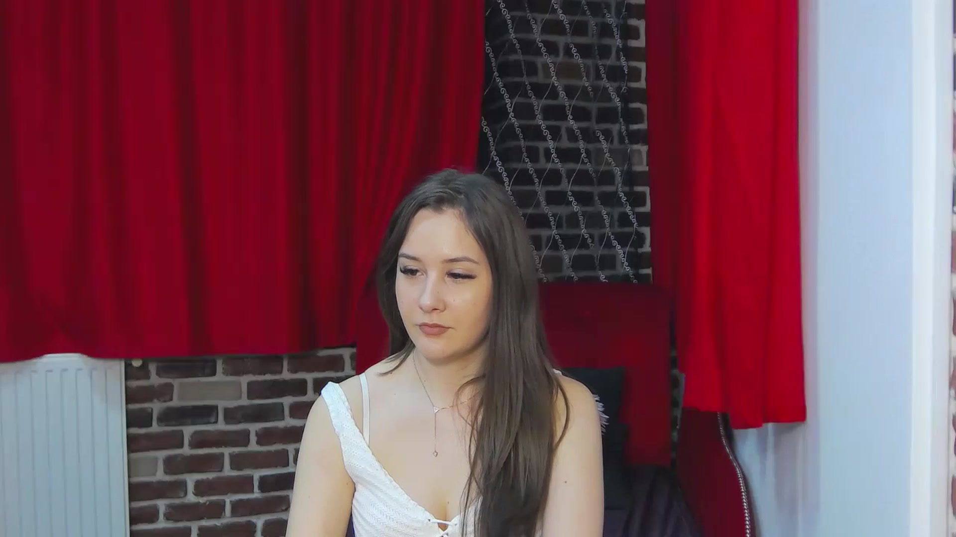 Gallery image thumbnail from Radiance's myfreecams stream on, 04/25/2023, 17:47 image 16 of 20