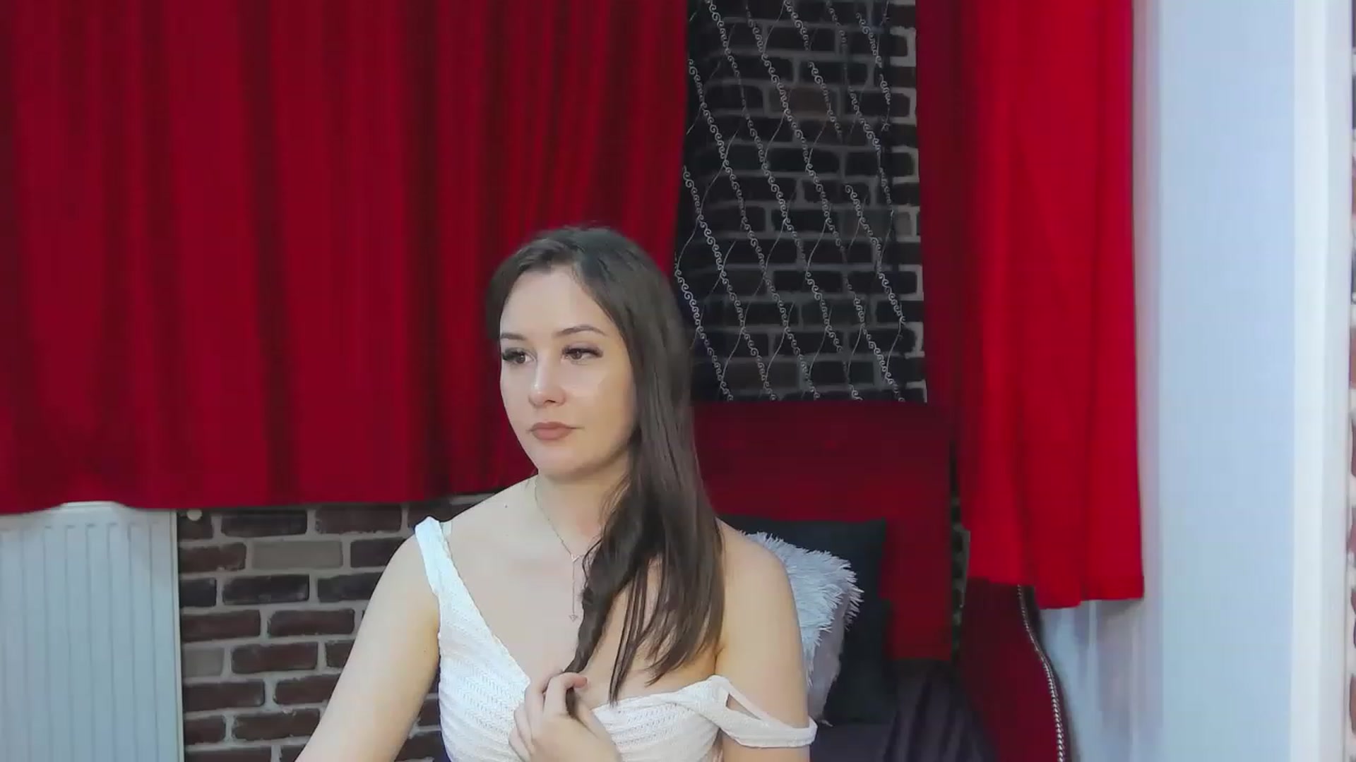 Gallery image thumbnail from Radiance's myfreecams stream on, 04/25/2023, 17:47 image 5 of 20
