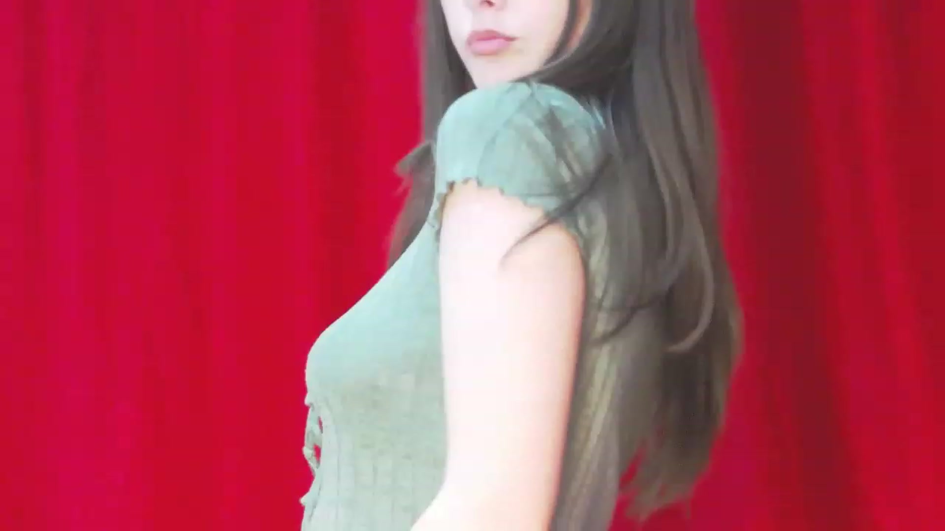 Gallery image thumbnail from Radiance's myfreecams stream on, 05/01/2023, 18:04 image 12 of 20