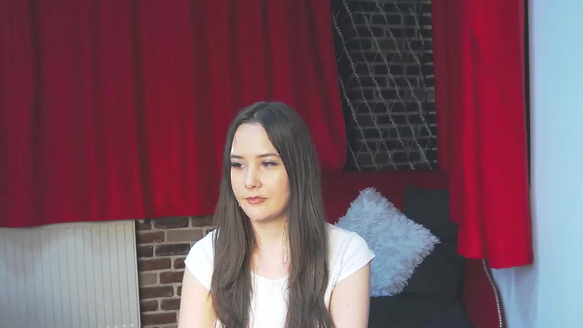 Gallery image thumbnail from Radiance's myfreecams stream on, 05/02/2023, 18:42 image 19 of 20
