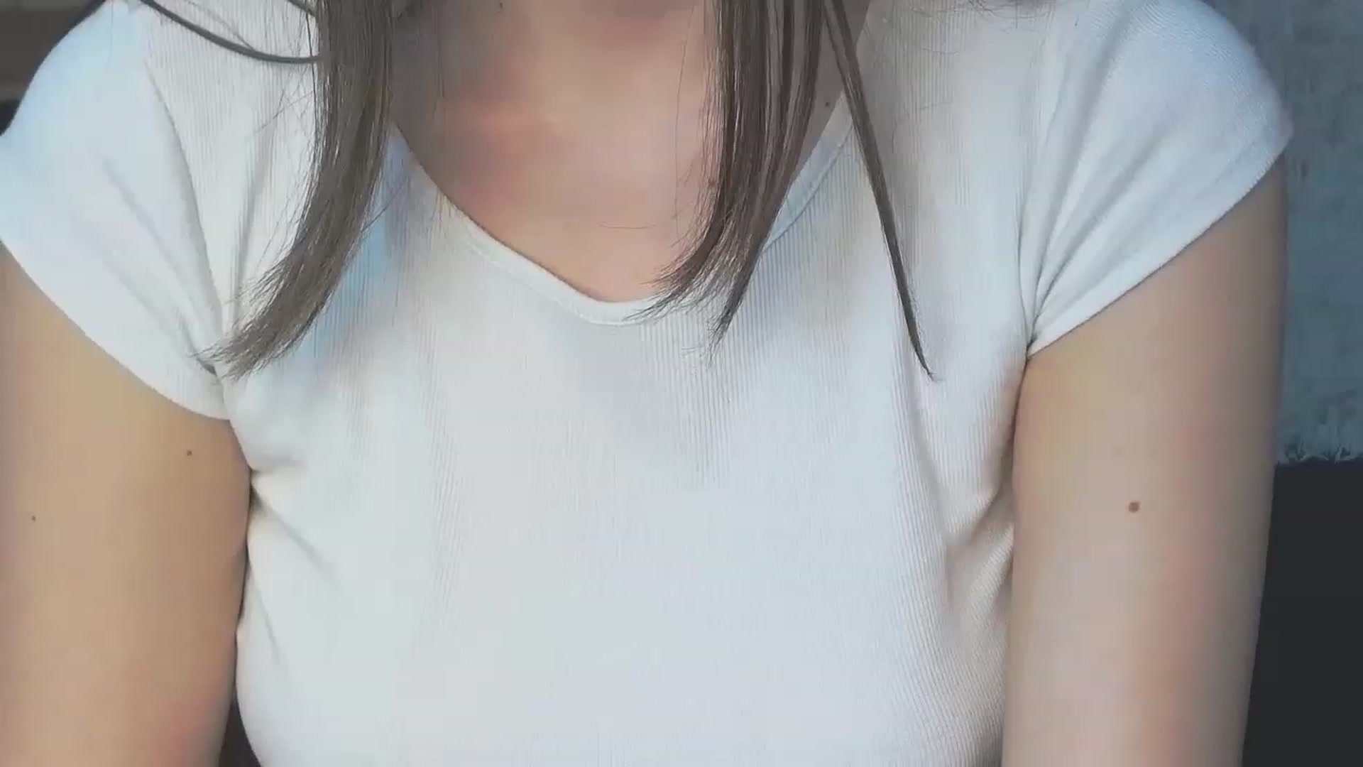 Gallery image thumbnail from Radiance's myfreecams stream on, 05/02/2023, 19:11 image 6 of 20