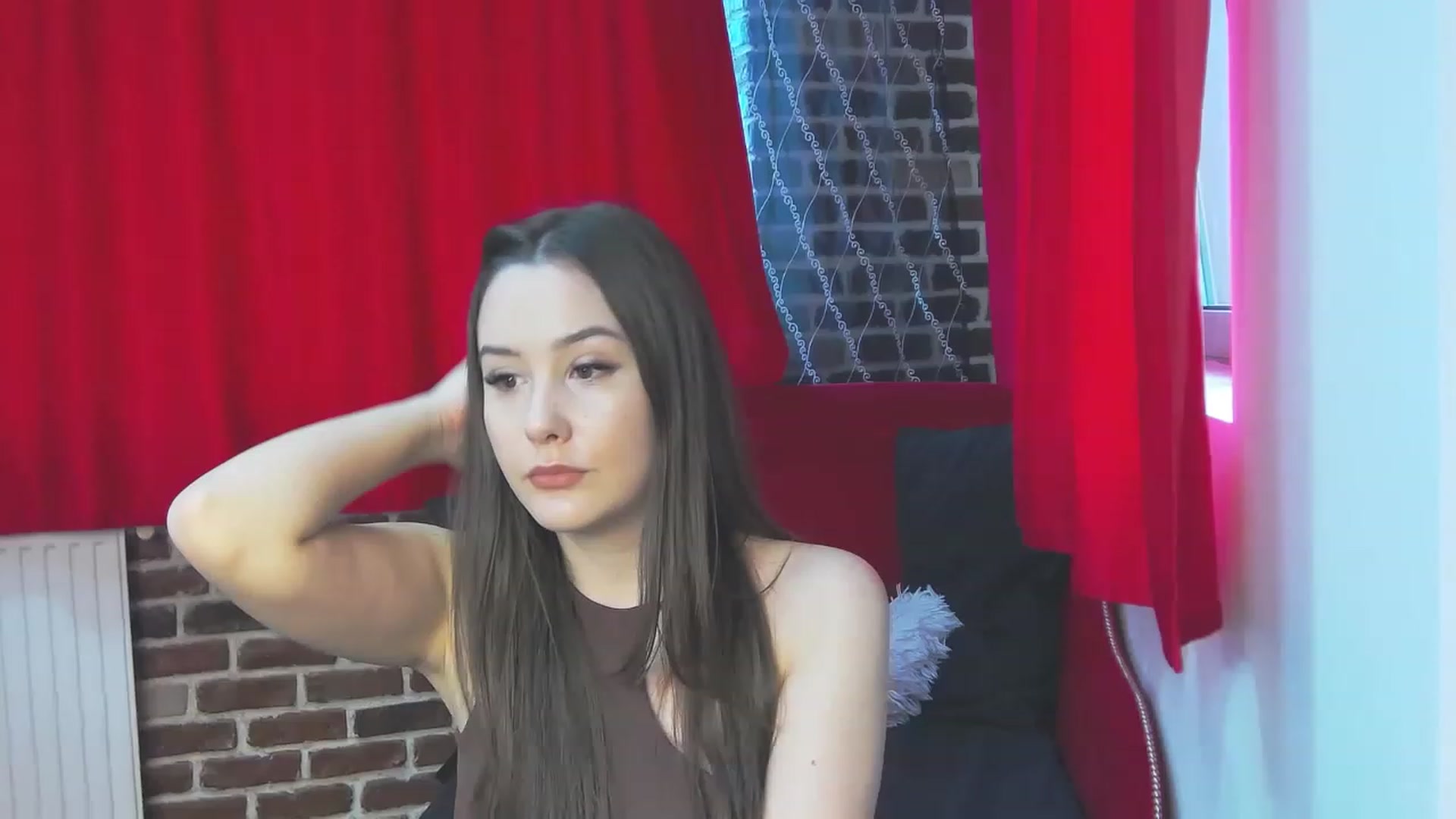 Gallery image thumbnail from Radiance's myfreecams stream on, 05/04/2023, 14:35 image 1 of 20