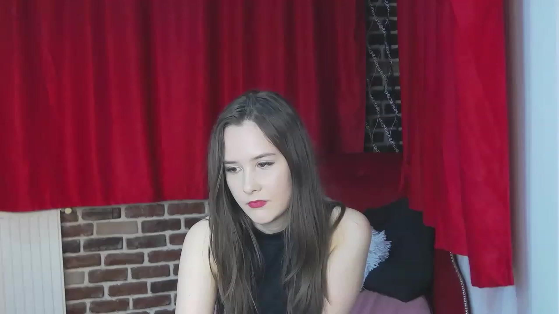 Gallery image thumbnail from Radiance's myfreecams stream on, 05/07/2023, 20:16 image 13 of 20