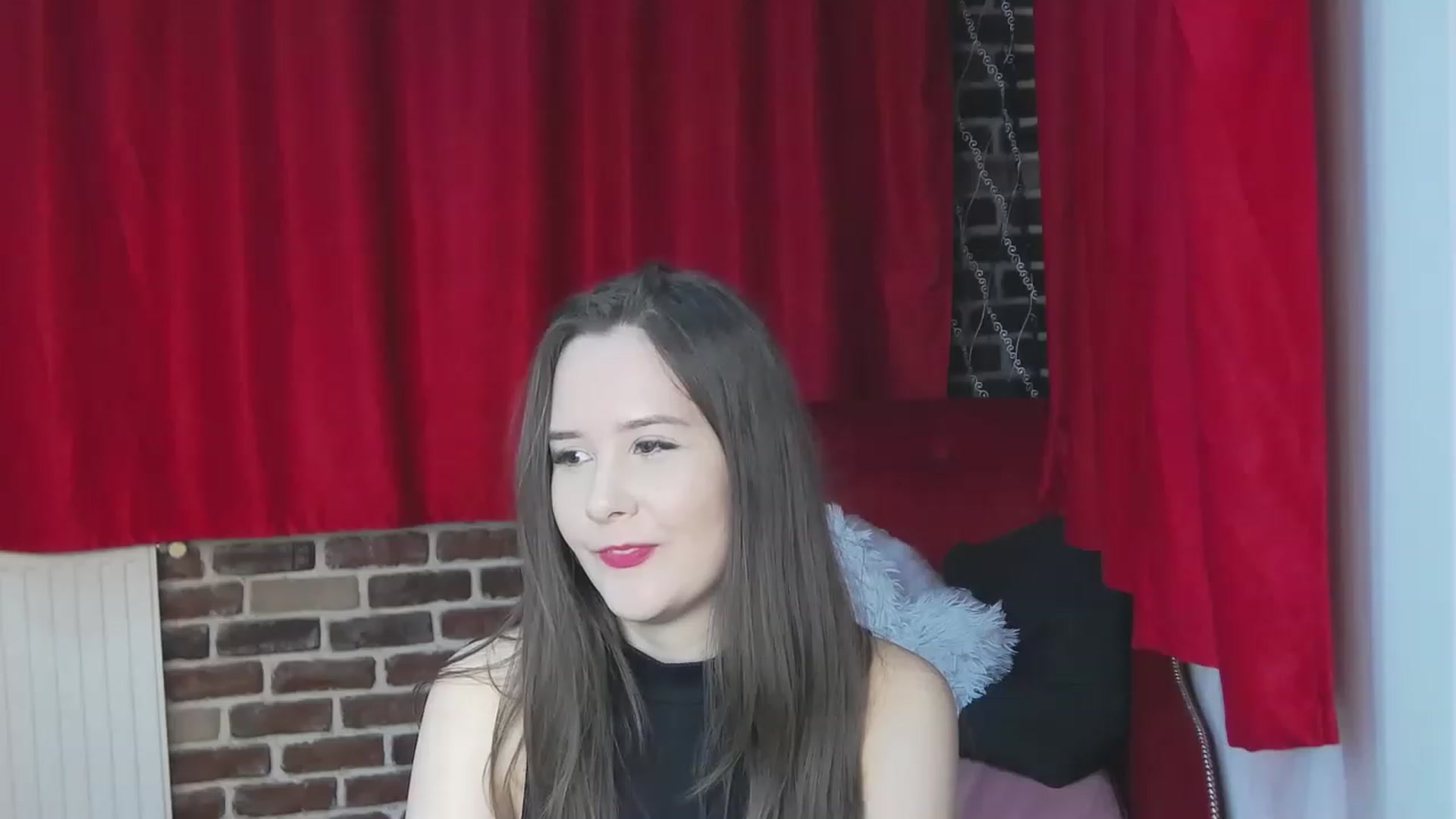 Gallery image thumbnail from Radiance's myfreecams stream on, 05/07/2023, 20:16 image 6 of 20