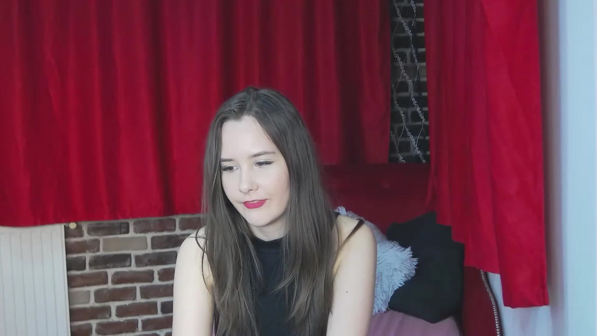 Gallery image thumbnail from Radiance's myfreecams stream on, 05/07/2023, 20:16 image 17 of 20