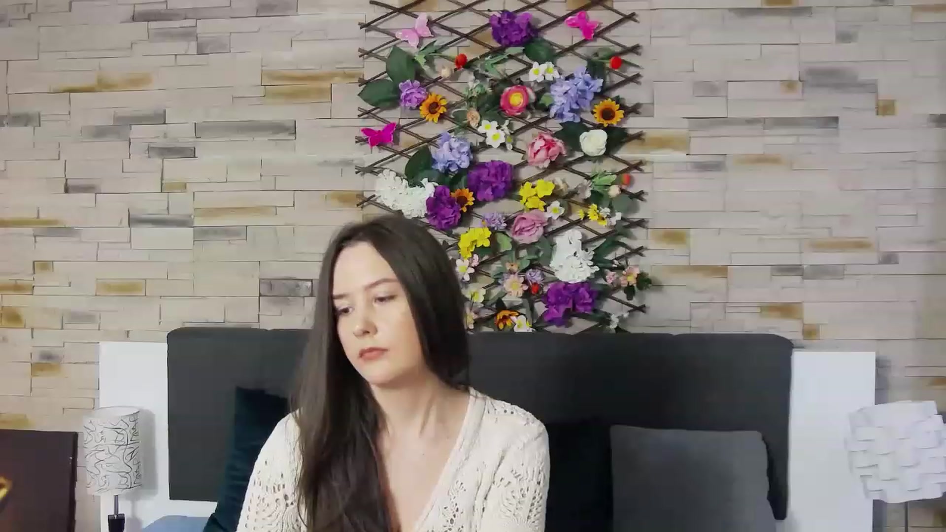 Gallery image thumbnail from Radiance's myfreecams stream on, 05/08/2023, 13:47 image 13 of 20