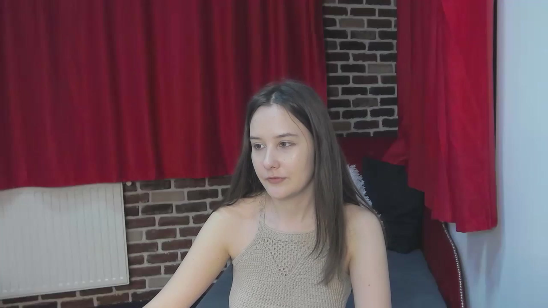 Gallery image thumbnail from Radiance's myfreecams stream on, 05/12/2023, 18:22 image 20 of 20