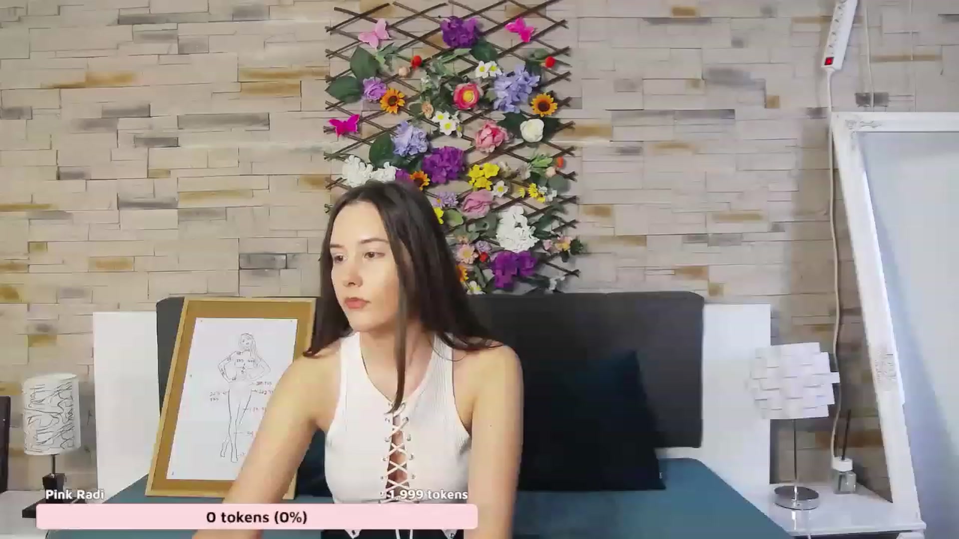Gallery image thumbnail from Radiance's myfreecams stream on, 05/14/2023, 15:23 image 1 of 20