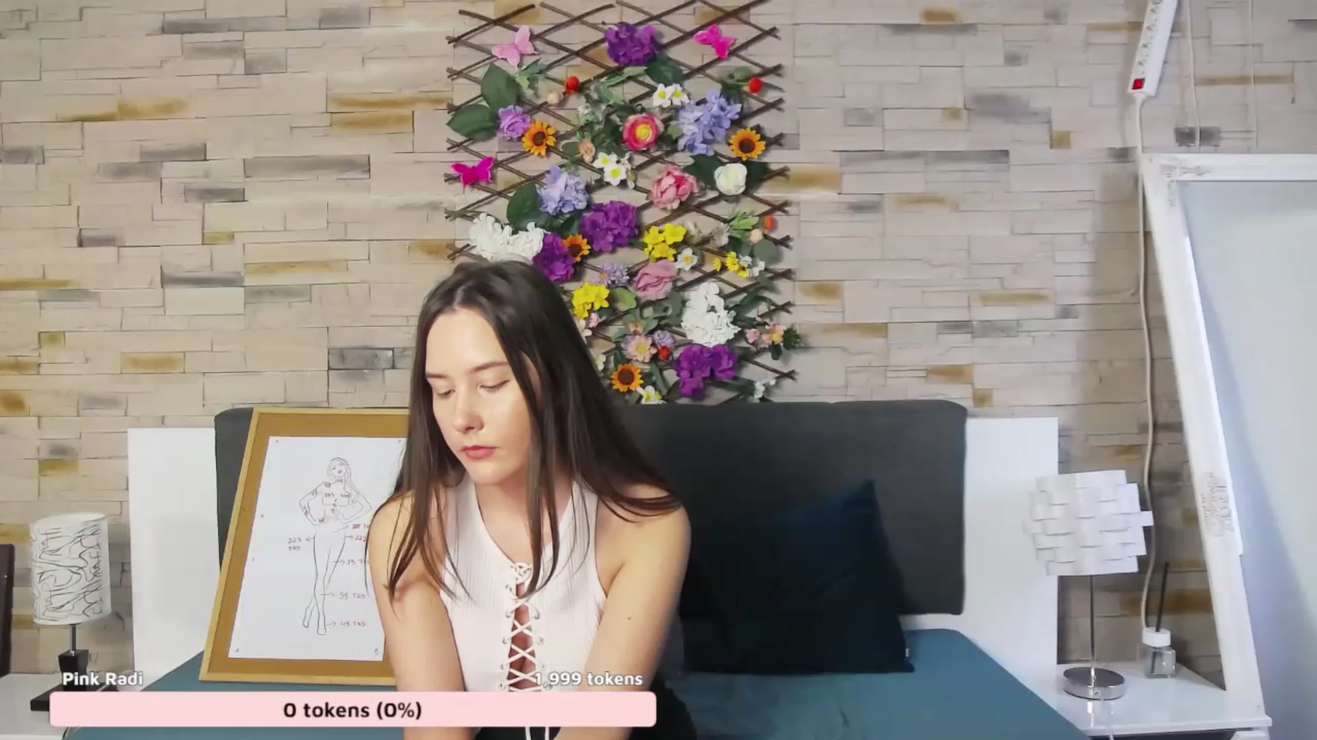 Gallery image thumbnail from Radiance's myfreecams stream on, 05/14/2023, 15:23 image 4 of 20