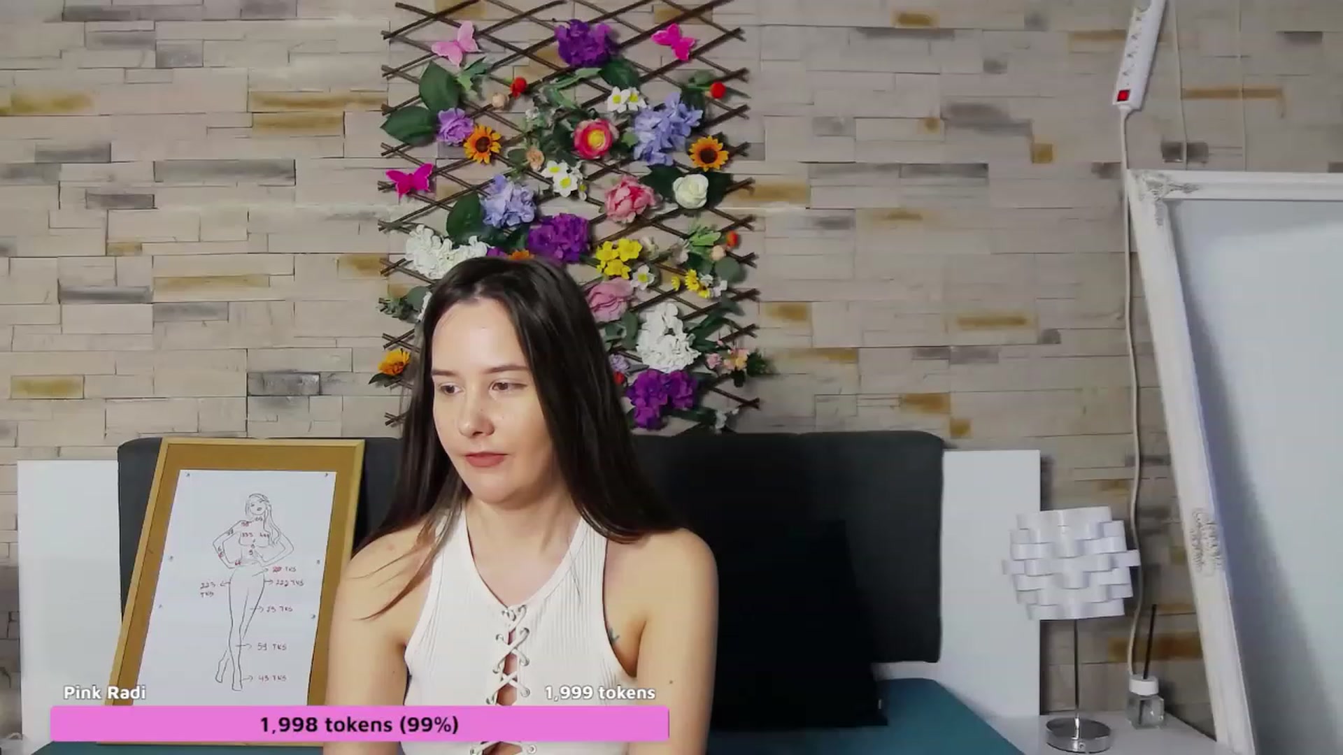 Gallery image thumbnail from Radiance's myfreecams stream on, 05/14/2023, 17:40 image 9 of 20