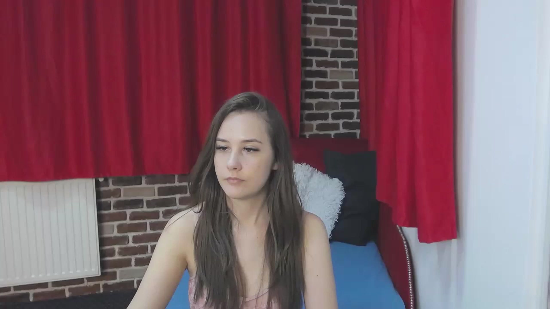 Gallery image thumbnail from Radiance's myfreecams stream on, 05/22/2023, 19:16 image 16 of 20