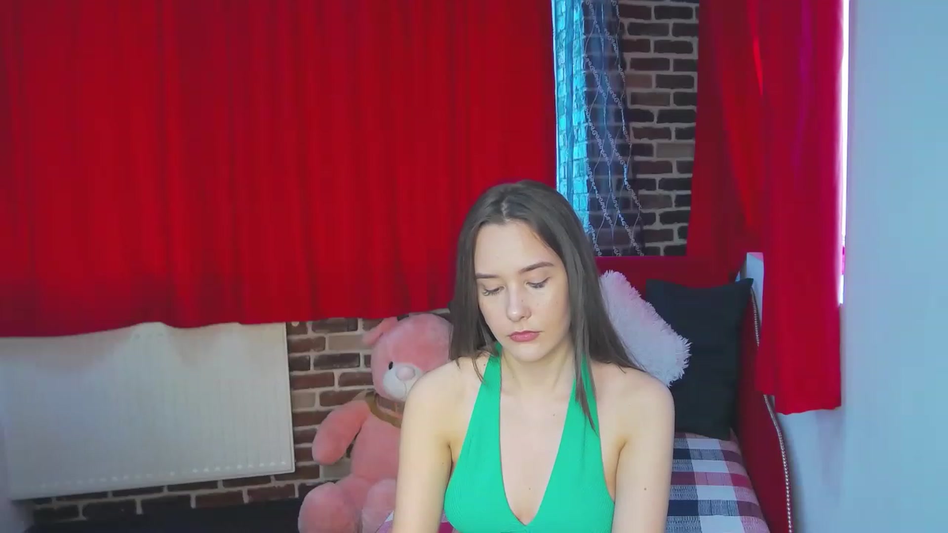 Gallery image thumbnail from Radiance's myfreecams stream on, 05/31/2023, 13:09 image 2 of 20