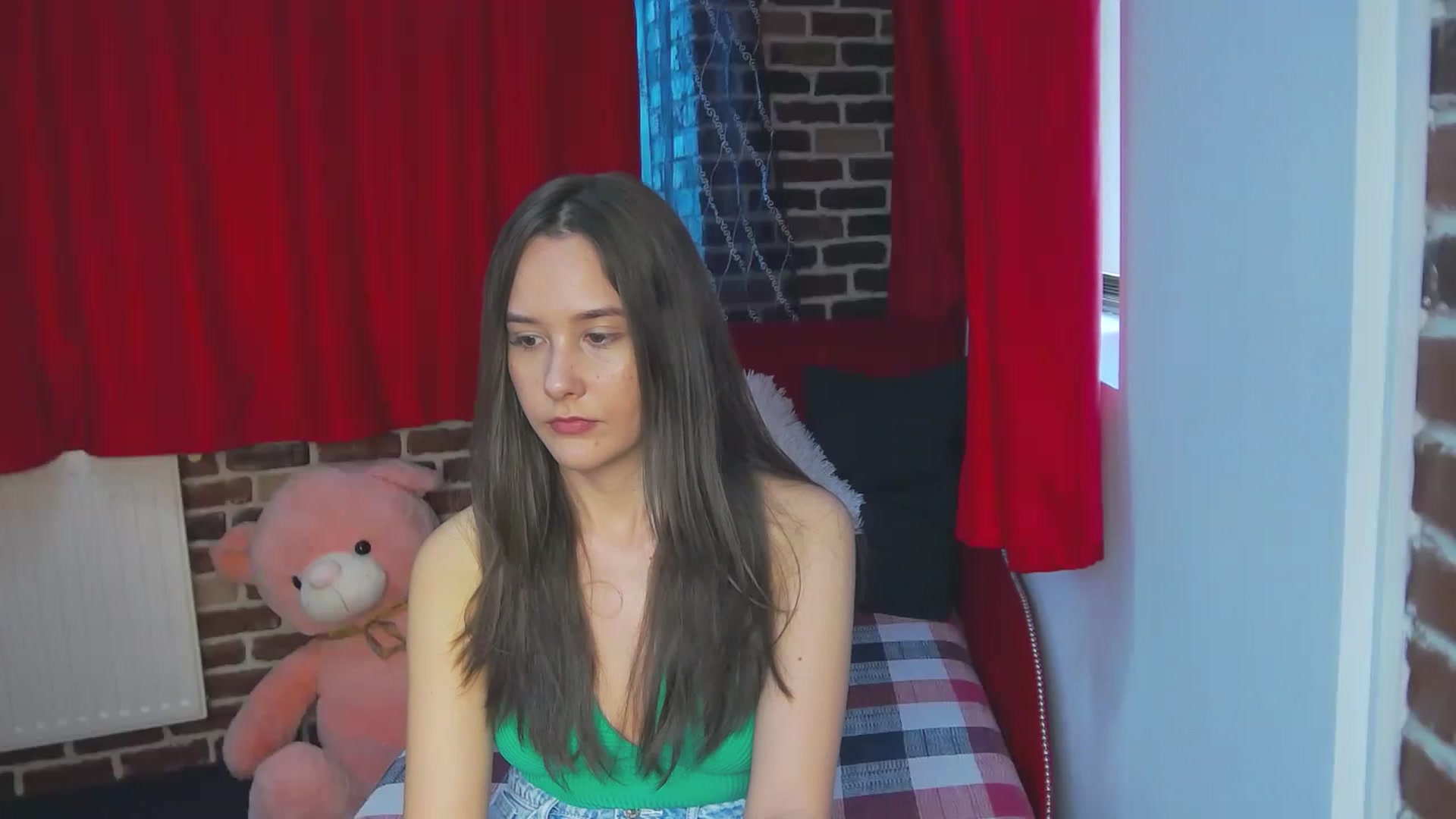 Gallery image thumbnail from Radiance's myfreecams stream on, 05/31/2023, 15:07 image 15 of 20