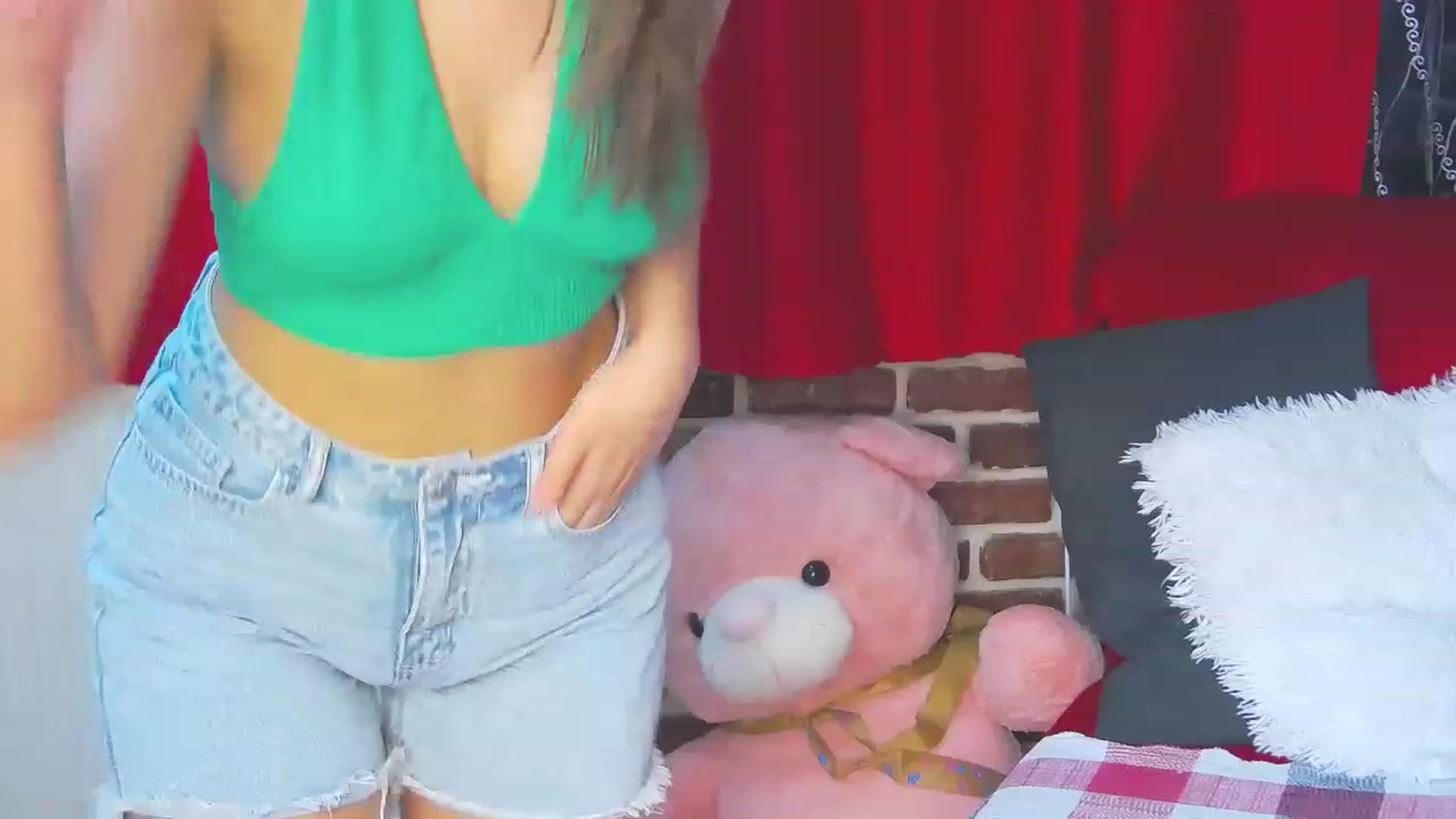 Gallery image thumbnail from Radiance's myfreecams stream on, 05/31/2023, 18:05 image 20 of 20