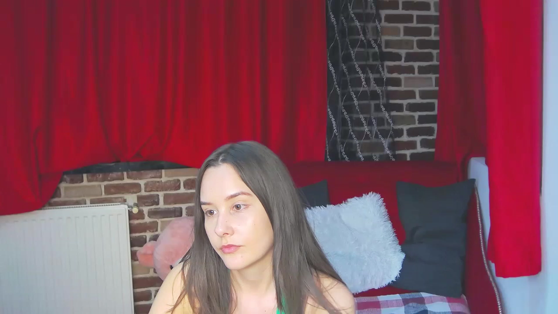 Gallery image thumbnail from Radiance's myfreecams stream on, 05/31/2023, 19:47 image 15 of 20