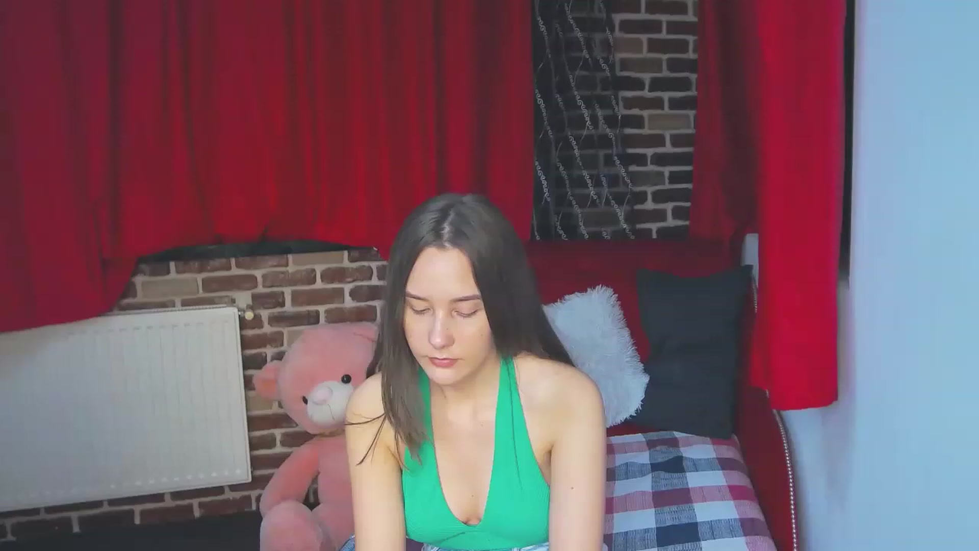 Gallery image thumbnail from Radiance's myfreecams stream on, 05/31/2023, 19:47 image 6 of 20