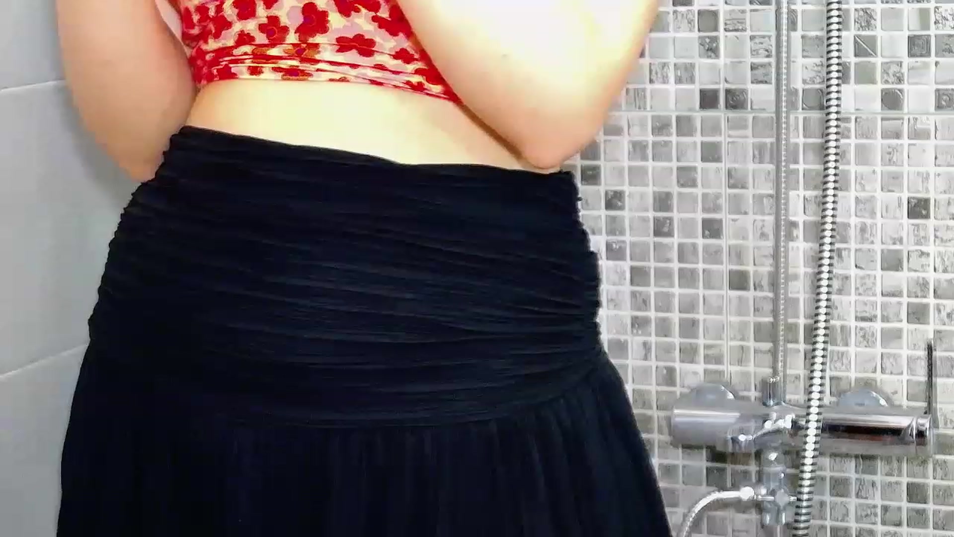 Gallery image thumbnail from Radiance's myfreecams stream on, 06/01/2023, 17:42 image 10 of 20