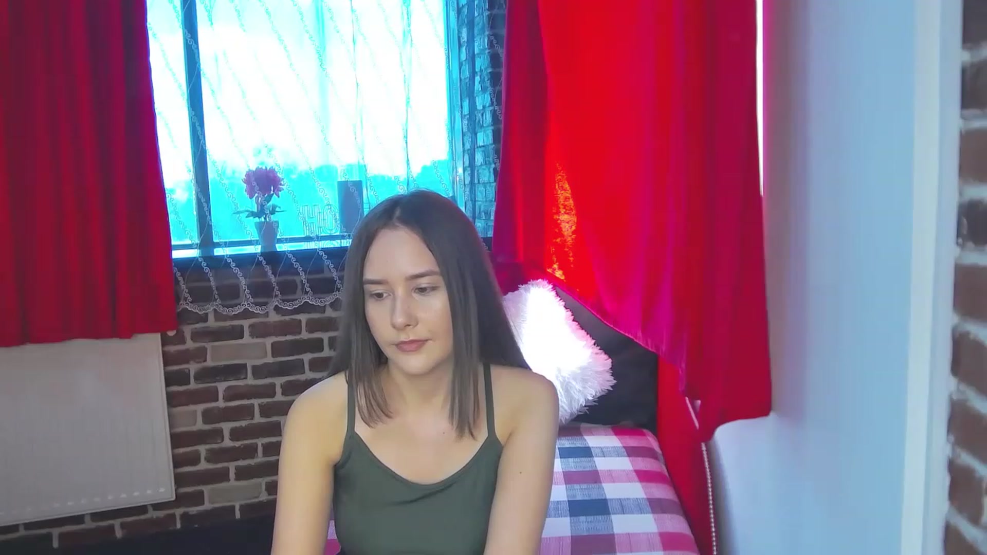 Gallery image thumbnail from Radiance's myfreecams stream on, 06/02/2023, 14:21 image 8 of 20
