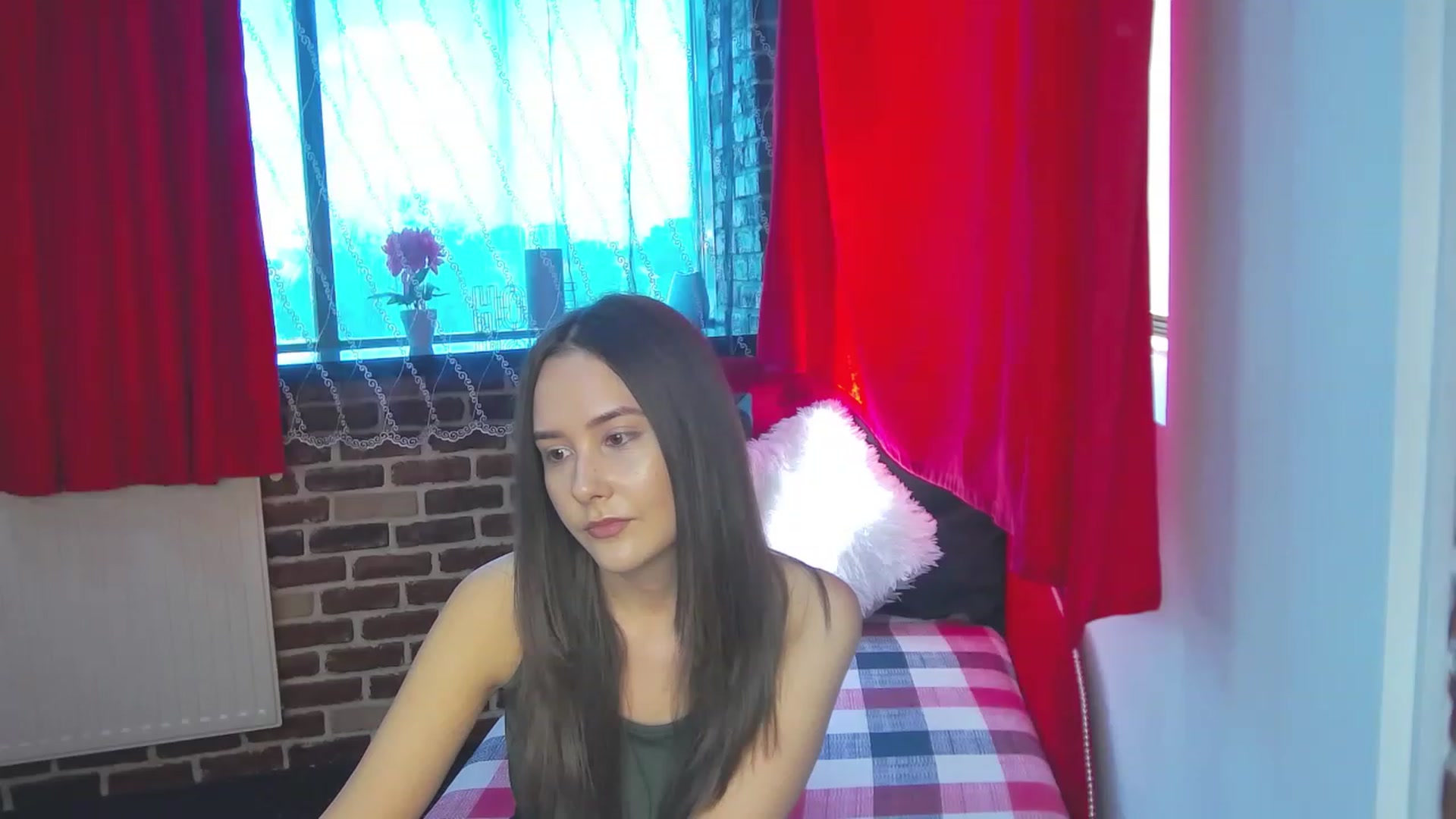 Gallery image thumbnail from Radiance's myfreecams stream on, 06/02/2023, 14:21 image 12 of 20