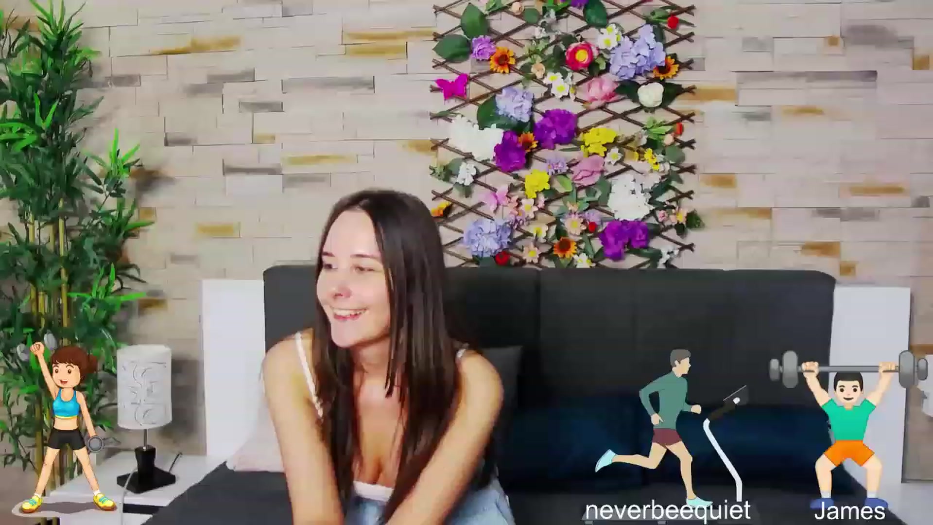 Gallery image thumbnail from Radiance's myfreecams stream on, 06/04/2023, 17:34 image 6 of 20
