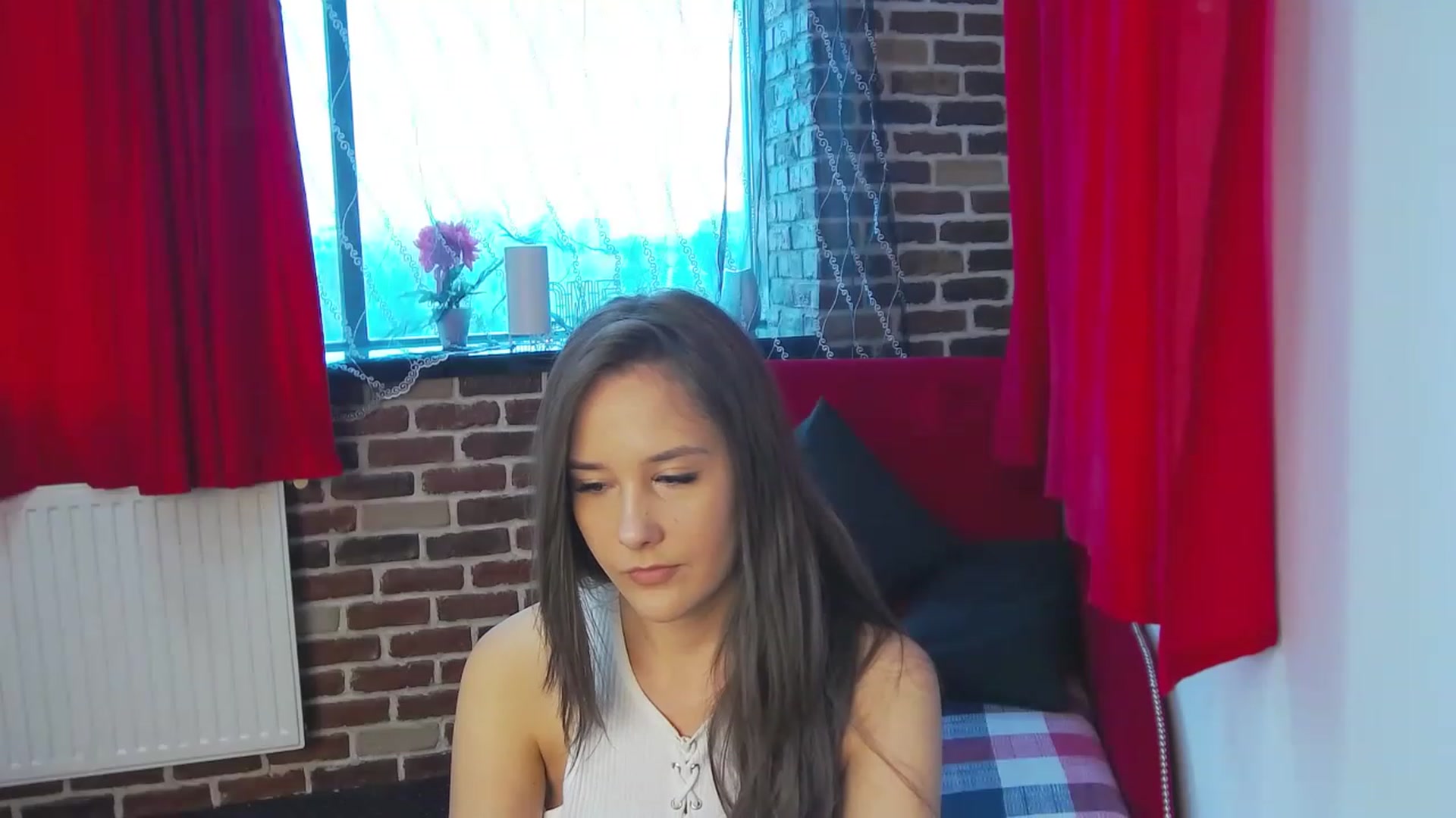 Gallery image thumbnail from Radiance's myfreecams stream on, 06/12/2023, 15:09 image 10 of 20