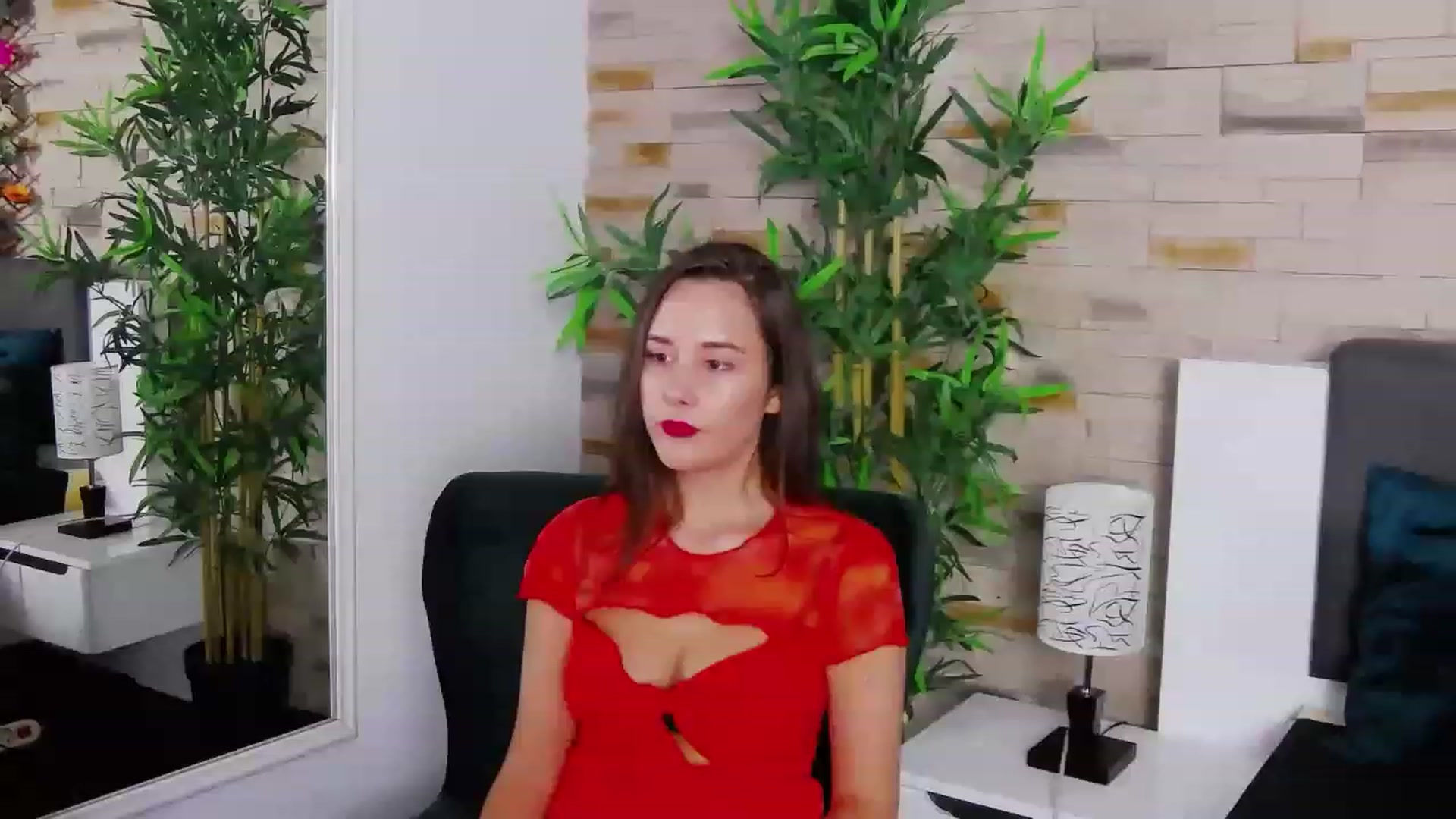 Gallery image thumbnail from Radiance's myfreecams stream on, 06/19/2023, 15:35 image 16 of 20