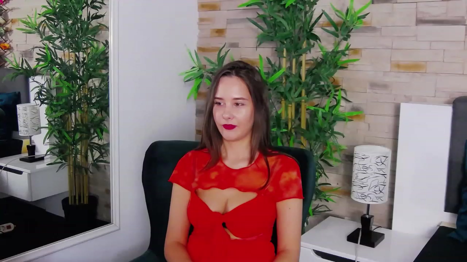Gallery image thumbnail from Radiance's myfreecams stream on, 06/19/2023, 15:35 image 12 of 20