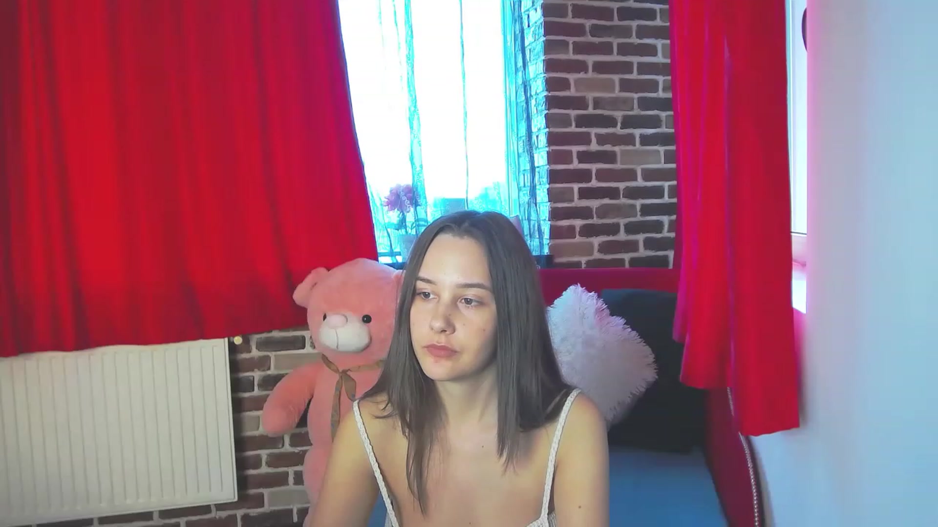 Gallery image thumbnail from Radiance's myfreecams stream on, 06/21/2023, 14:39 image 5 of 20