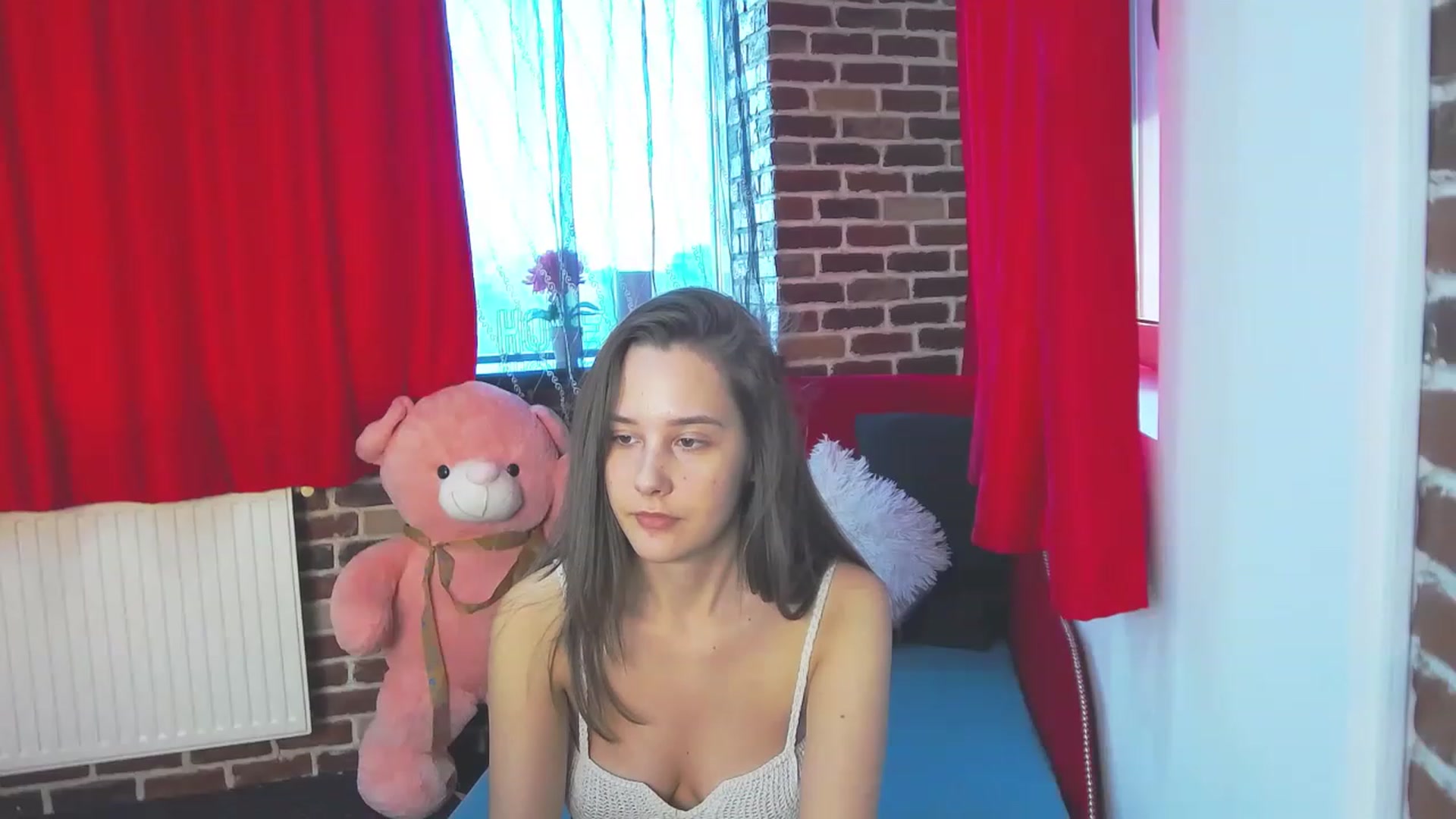 Gallery image thumbnail from Radiance's myfreecams stream on, 06/21/2023, 16:51 image 6 of 20