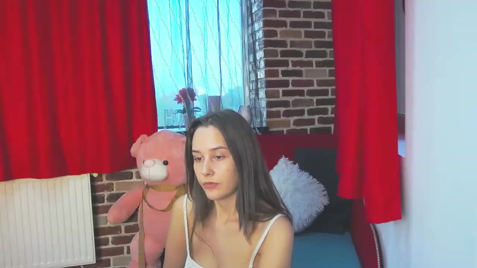 Gallery image thumbnail from Radiance's myfreecams stream on, 06/21/2023, 17:29 image 5 of 20