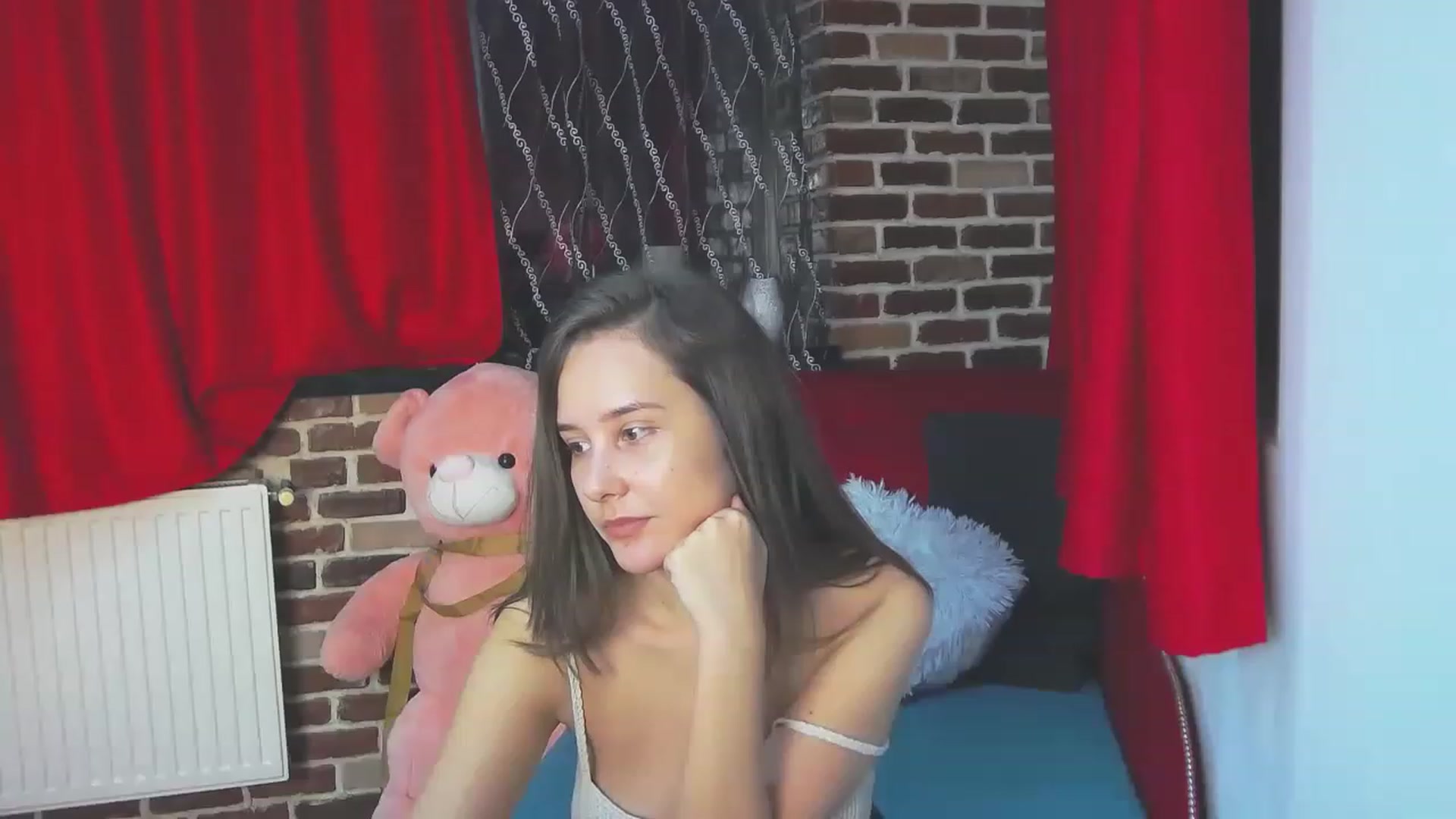 Gallery image thumbnail from Radiance's myfreecams stream on, 06/21/2023, 19:44 image 8 of 20