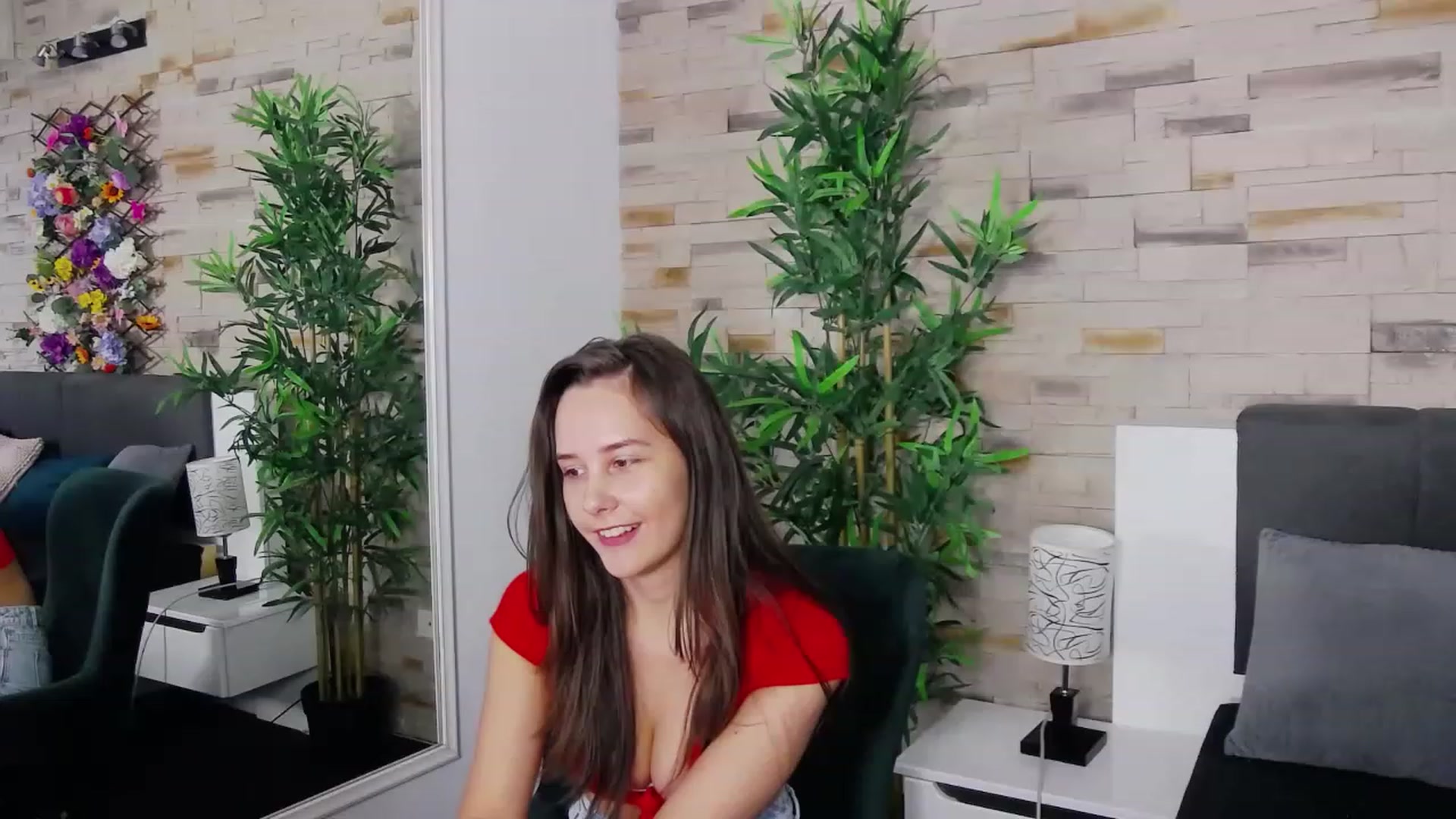 Gallery image thumbnail from Radiance's myfreecams stream on, 06/22/2023, 14:42 image 12 of 20