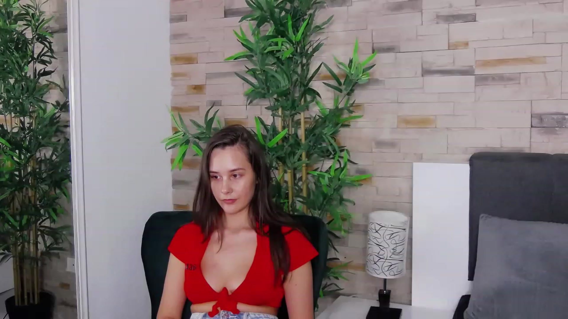 Gallery image thumbnail from Radiance's myfreecams stream on, 06/22/2023, 19:27 image 16 of 20