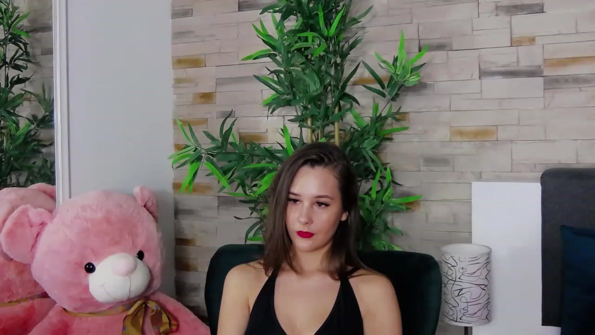 Gallery image thumbnail from Radiance's myfreecams stream on, 06/26/2023, 15:06 image 16 of 20