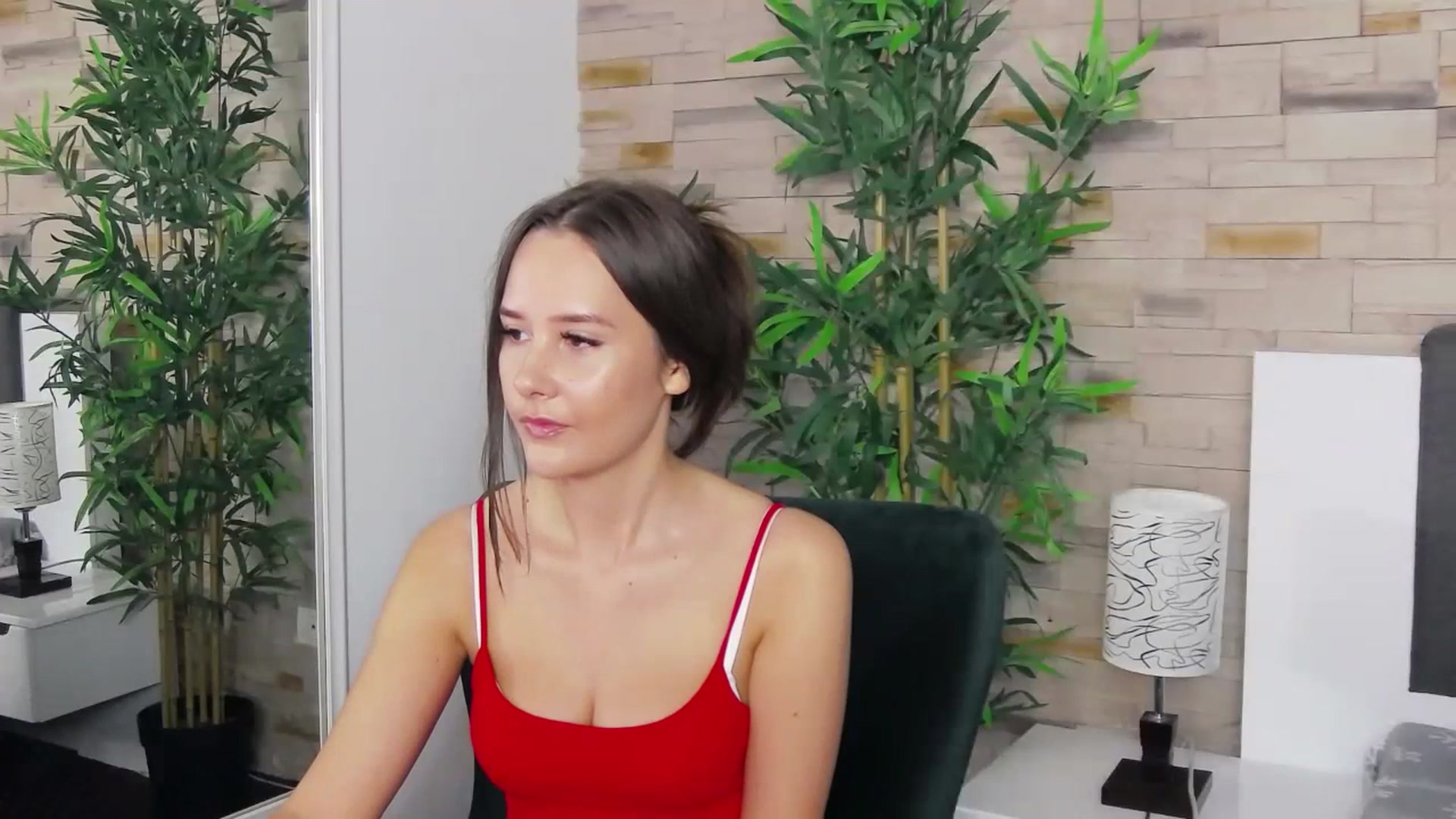 Gallery image thumbnail from Radiance's myfreecams stream on, 07/03/2023, 14:16 image 7 of 20