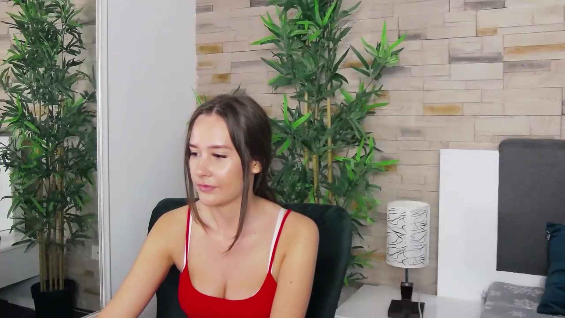 Gallery image thumbnail from Radiance's myfreecams stream on, 07/03/2023, 15:29 image 18 of 20